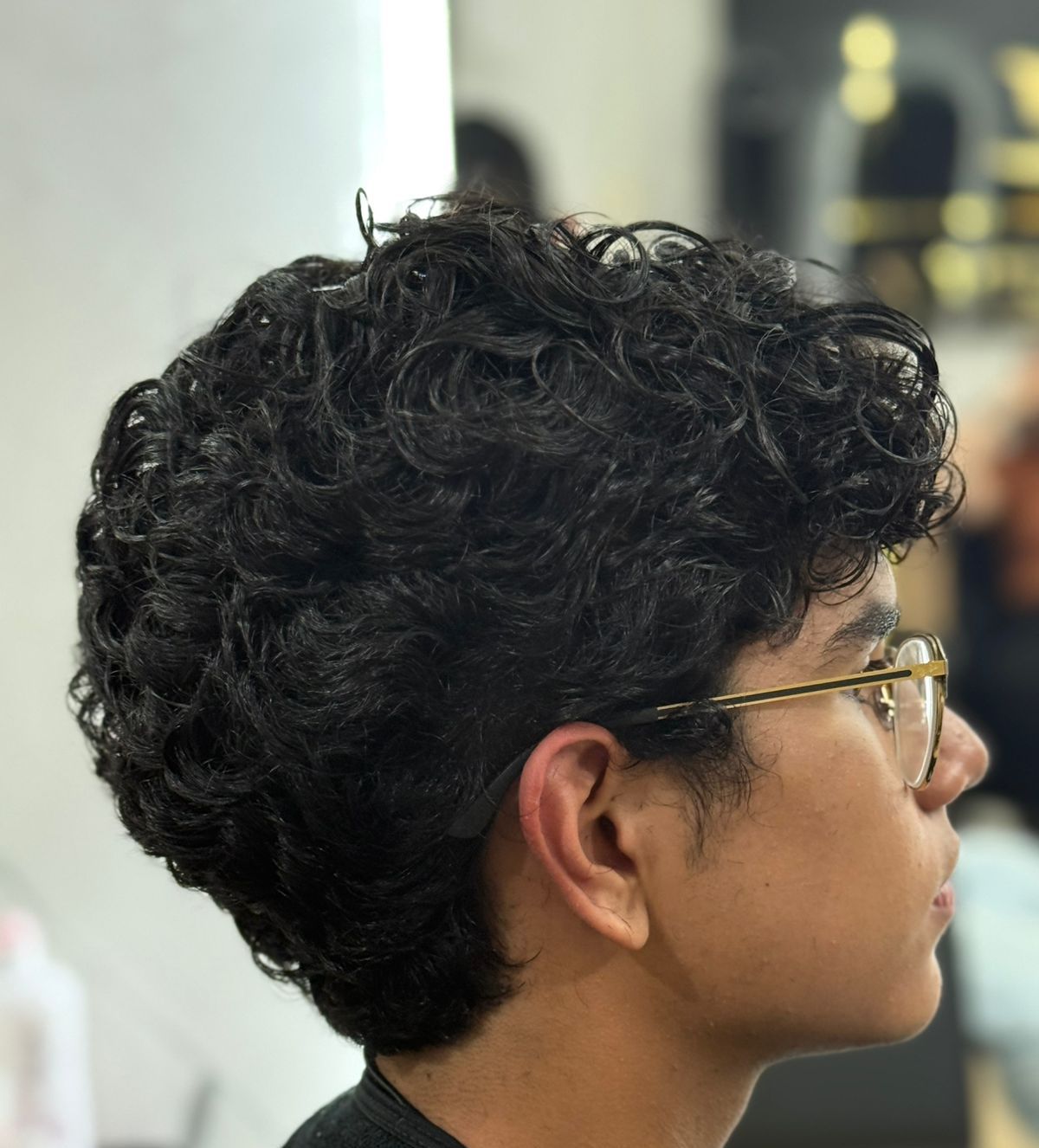 Rizos masculinos hidratados